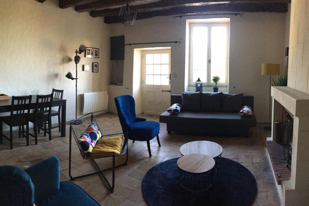 Holiday home Entre Chateaux Et Vignobles, Au Bord De La Loire Montlouis-sur-Loire